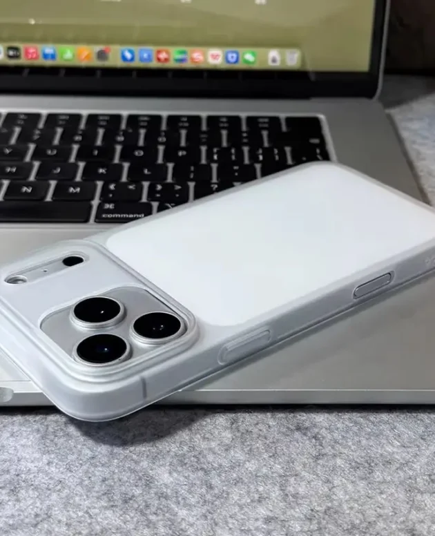 Ultrathin Matte Translucent Hard PC Case For iPhone 17 Pro Max Air 16 15 14 Plus 13 12 Solid Color Frosted Slim Back Cover Shell