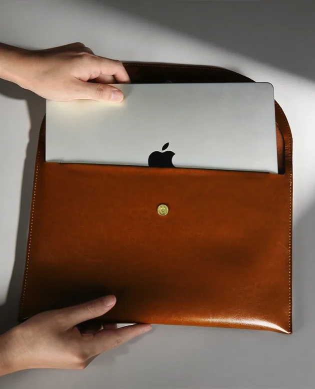 Genuine Leather Laptop Bag For Macbook Pro 16 A3428 A3429 Air 13 A3240 A3449 M5 Pro 14 A3426 A3427 A3434 Air 15 A3448 A3241 M4